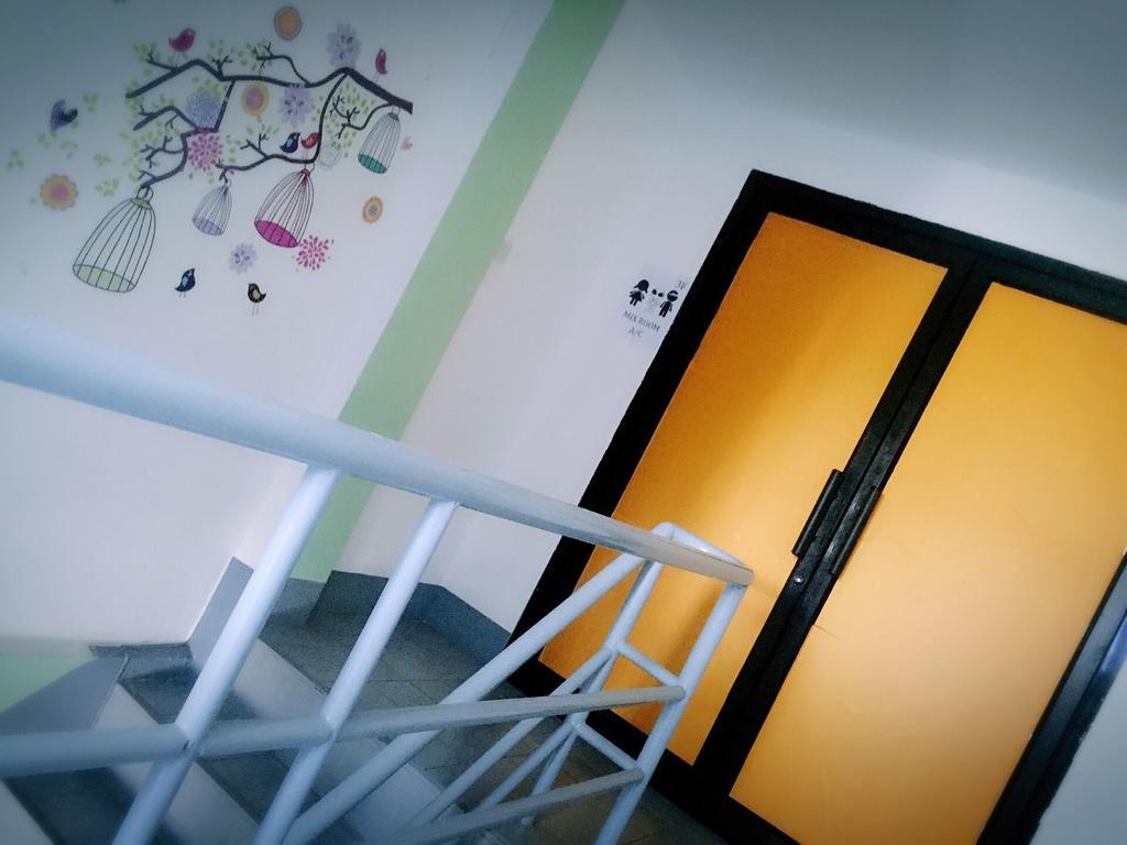 Zoe Hostel Τσιάνγκ Μάι Εξωτερικό φωτογραφία